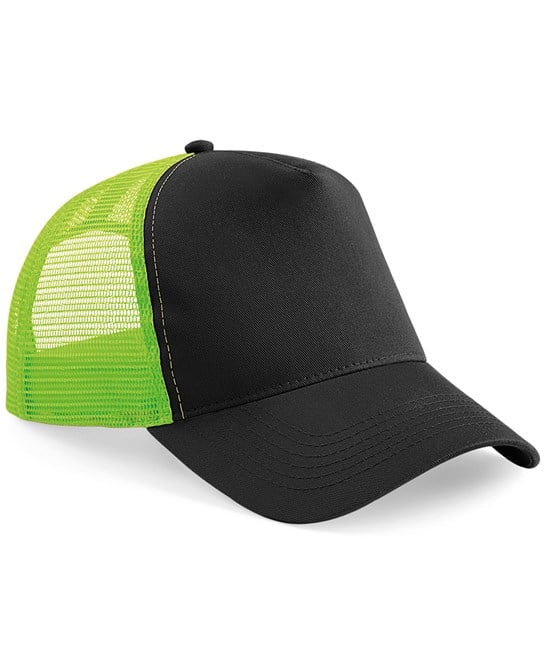Snapback trucker