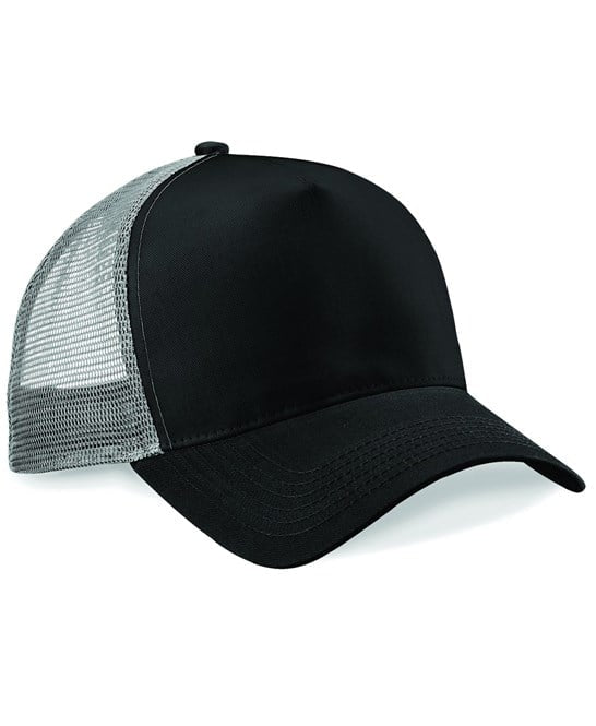 Snapback trucker